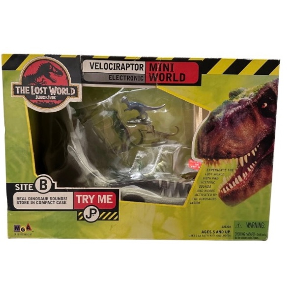Rare 😮 Unopened Vintage Jurassic Park Velociraptor Mini World Toy